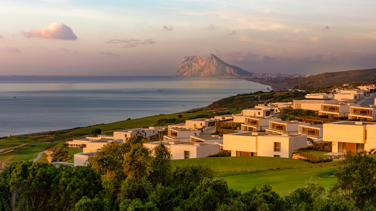 Fairmont La Hacienda and the Artful Dynamics of Andalusian Living