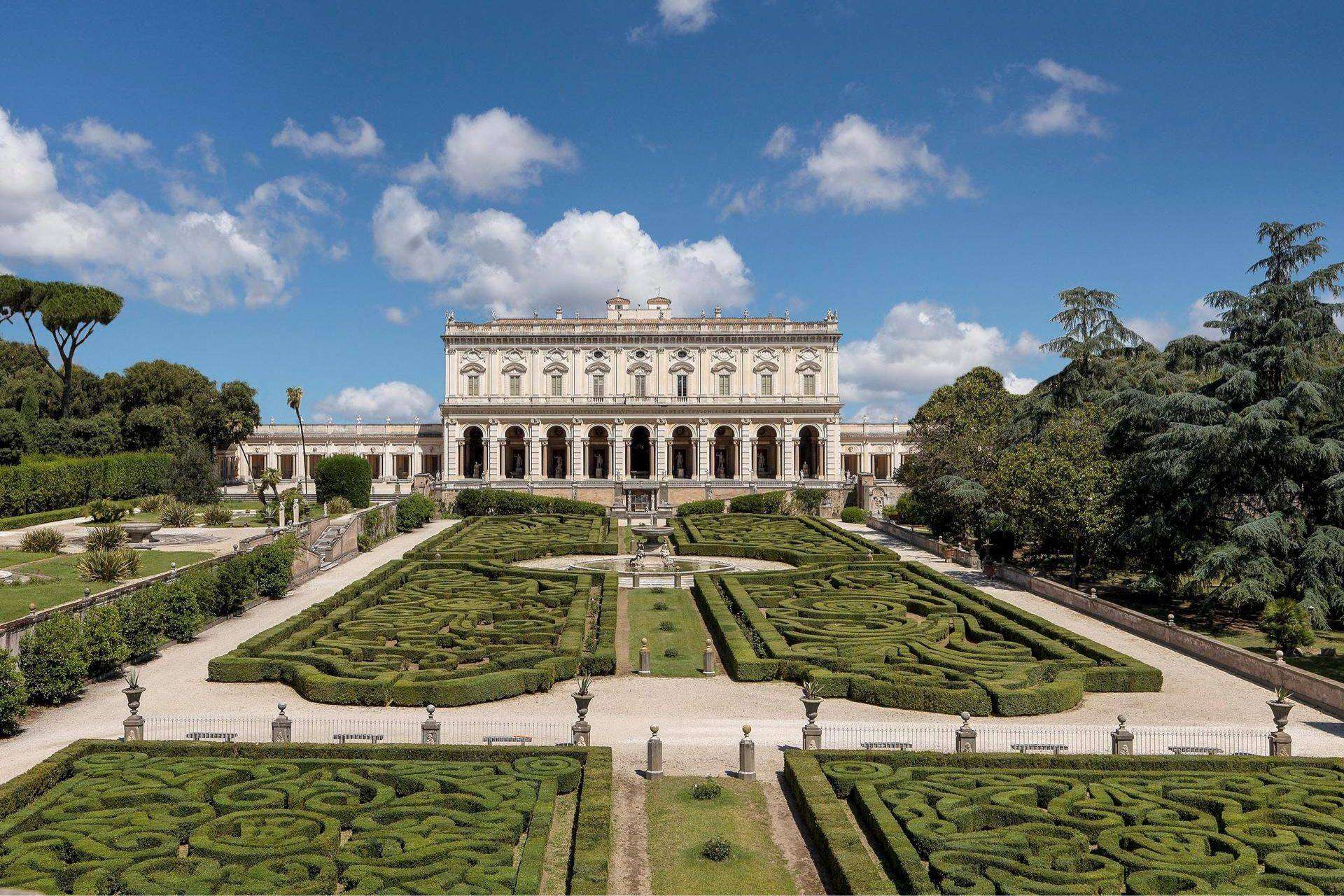 Watch The Dior Cruise 2026 Show In Rome Live