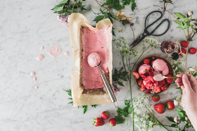 How Restaurants Keep Ice Cream Perfectly Scoopable